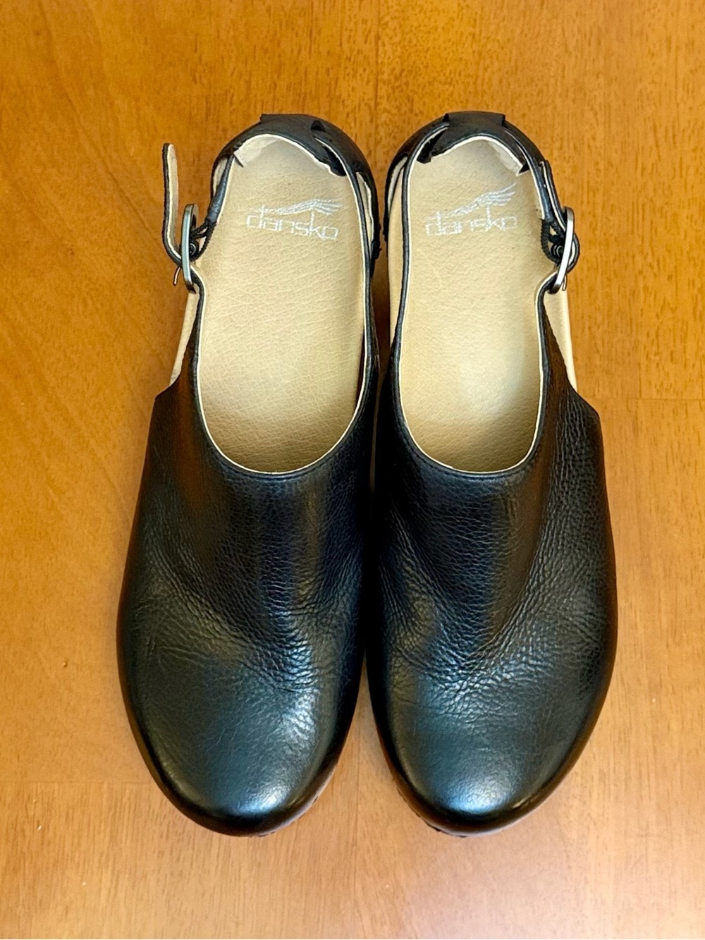 Dansko Sassy Stacked Heel Buckle Strap Clog sz 40 / 10 - Picture 4 of 8